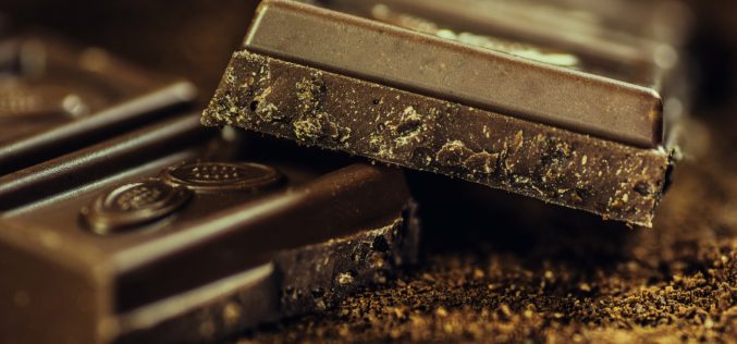 Por qué tu barra de chocolate está alimentando la deforestación en África