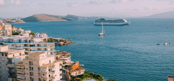 Los cruceros turísticos no tienen cabida en un Planeta que lucha contra el cambio climático