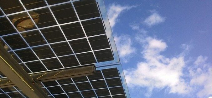 Endesa X construye una planta fotovoltaica para Bodegas Fontana, que le permitirá producir un tercio de sus vinos con energía solar