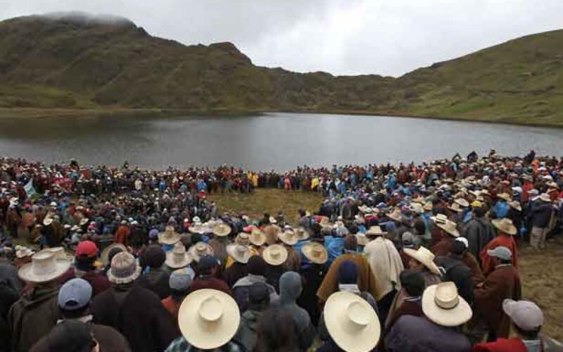 Pueblos Indígenas: guardianes del clima y defensores de los Derechos Humanos