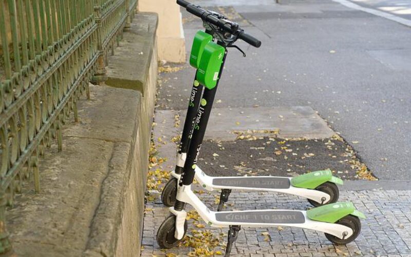 El 64% de los españoles considera que su ciudad no está adaptada para las nuevas formas de movilidad